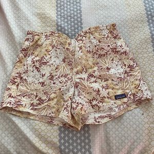 Patagonia women’s baggies